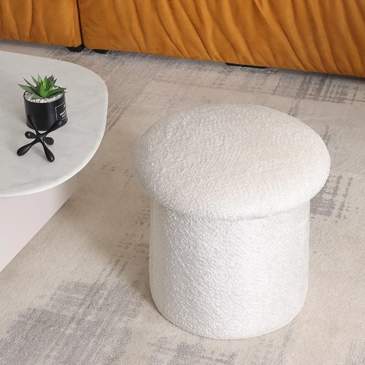 Circular white fur stool 2 Circular white fur stool 2